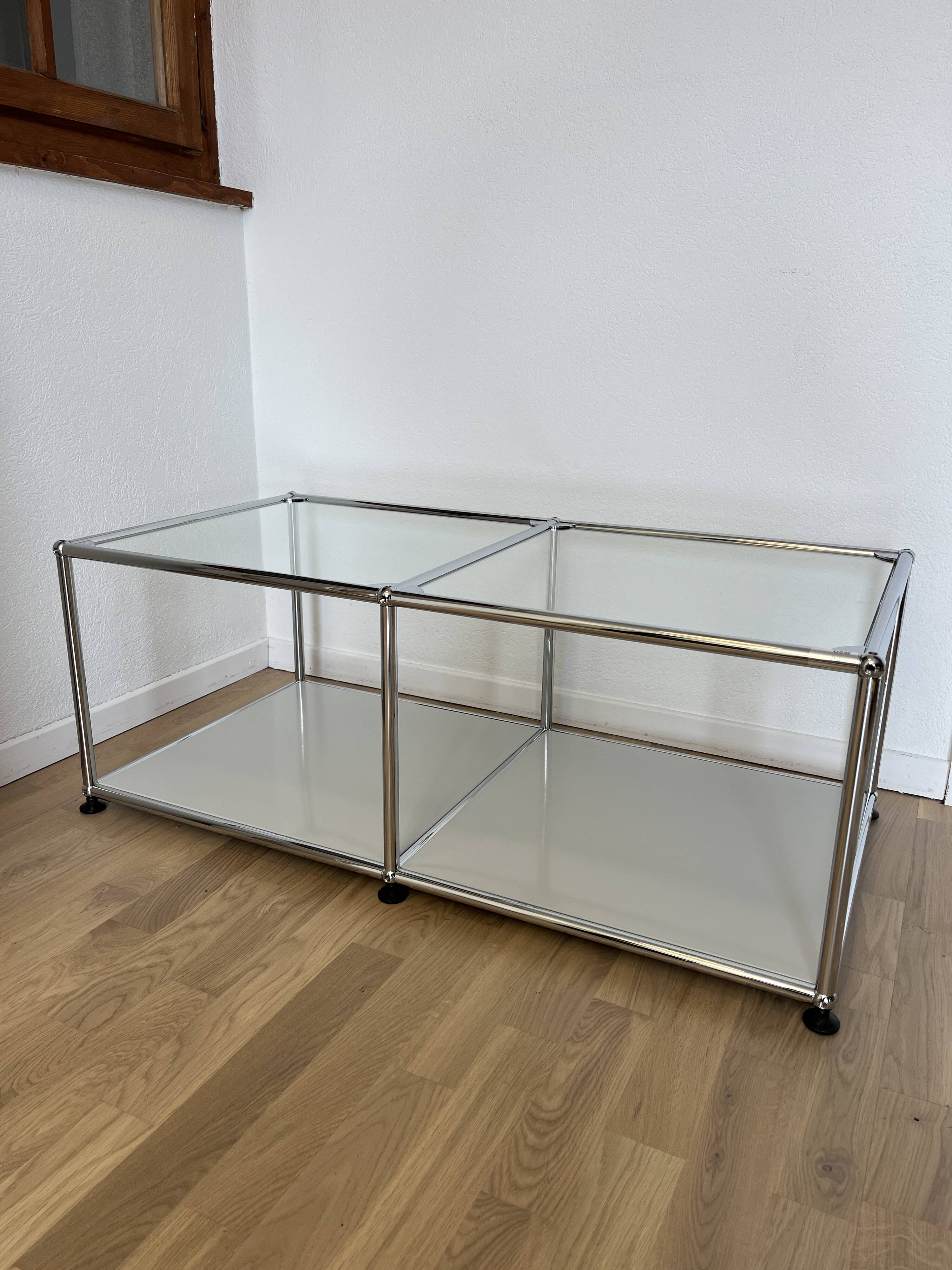 USM Haller Coffee Table in Light Grey and Glass