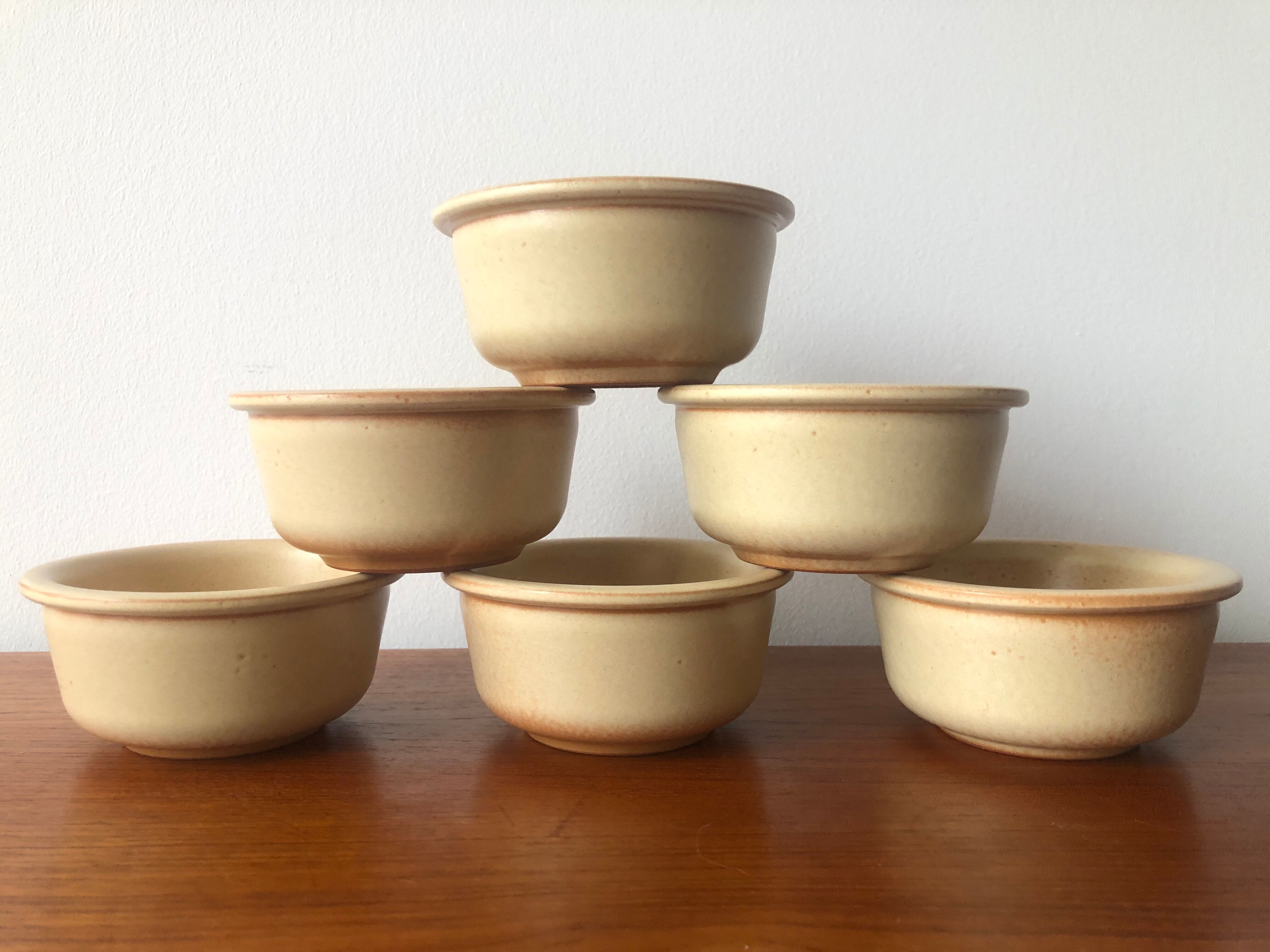 Natural stoneware cups