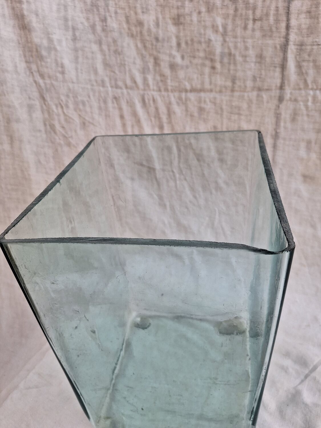 Vase en verre moulé 25 litres