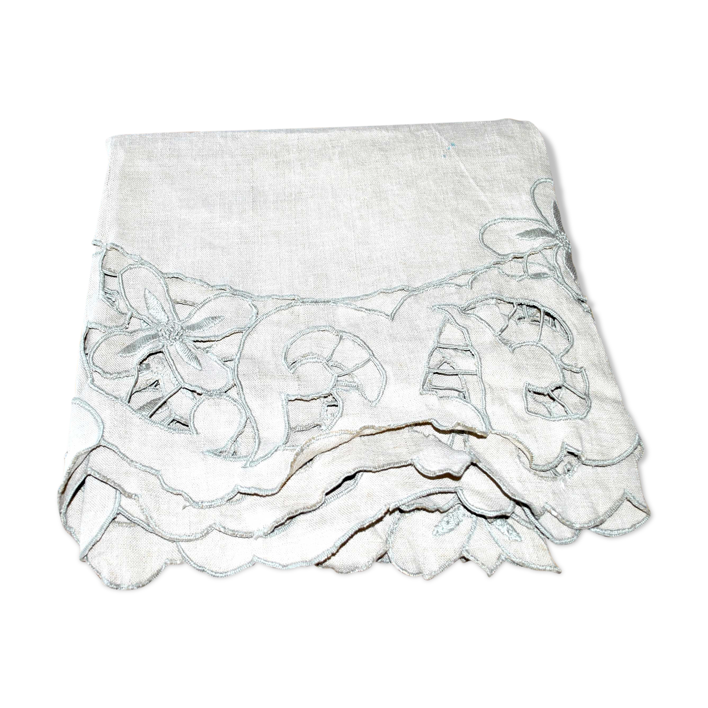Nappe carré vintage en toile beige brodé et ajouré 120x120