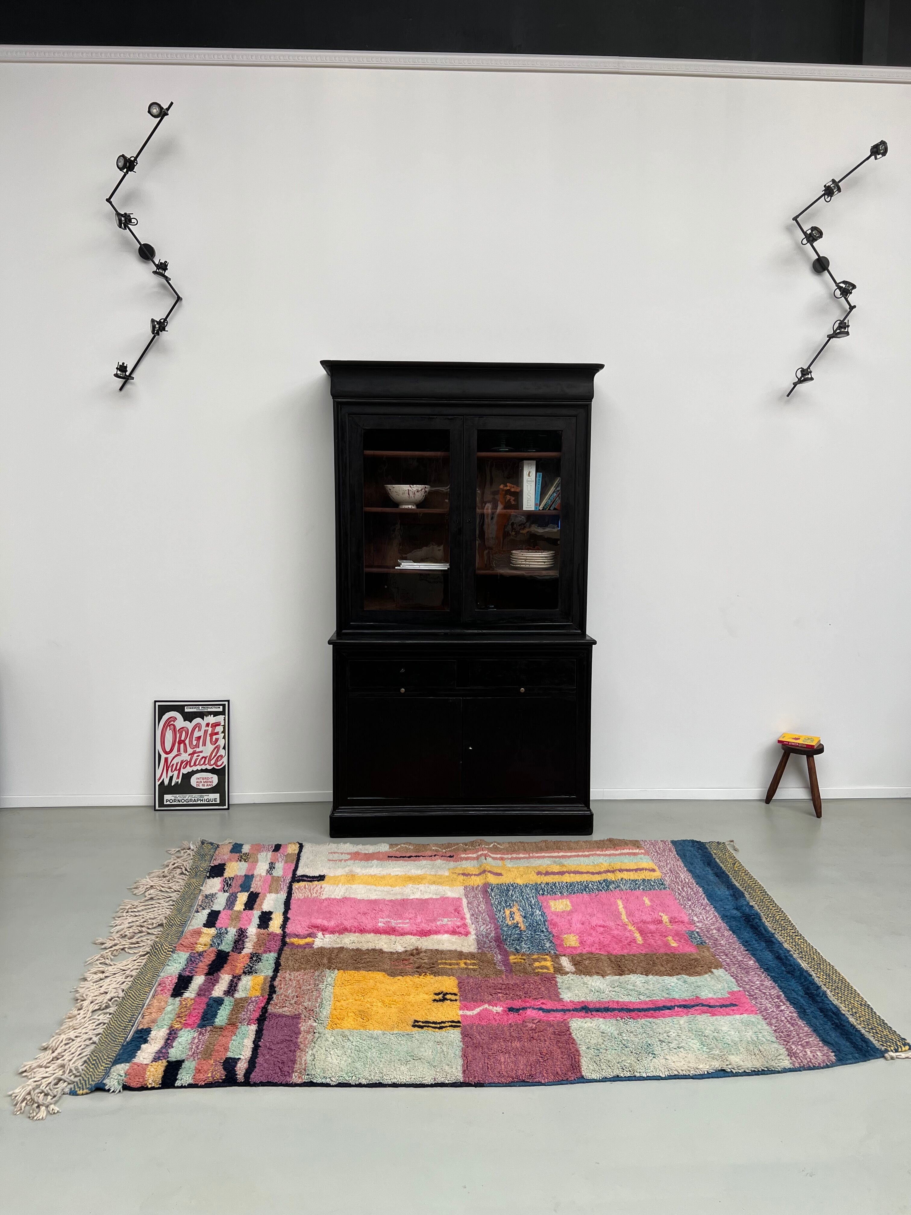 Sideboard - showcase 2 old body in blackened wood