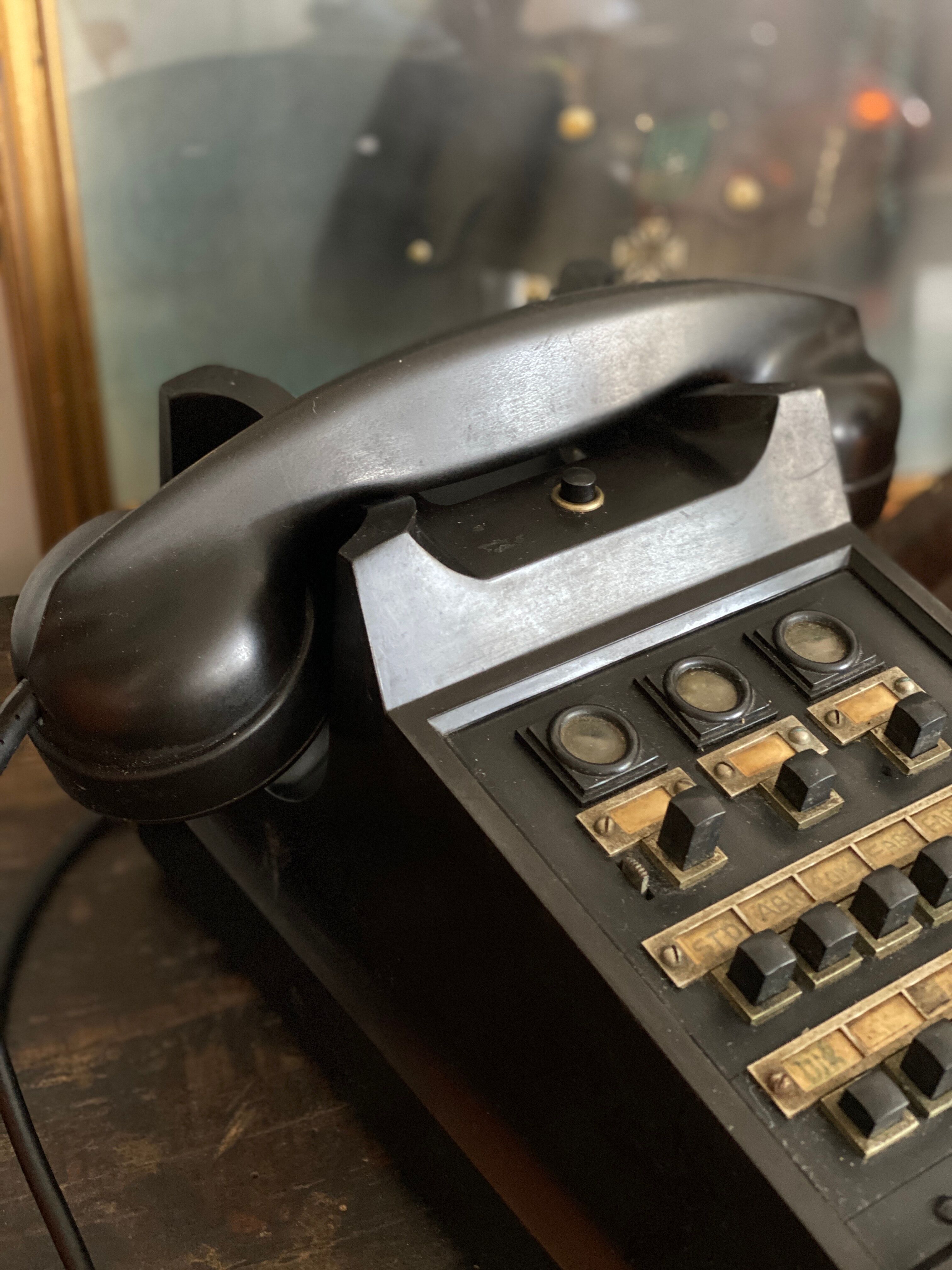 Téléphone bakélite vintage