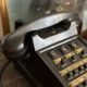 Téléphone bakélite vintage