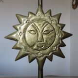 Pair of "sun" candlesticks in metal and wood from the 80s