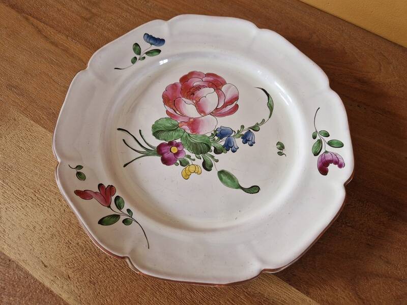 Niderviller Beyerlé faience plate - 18th century period