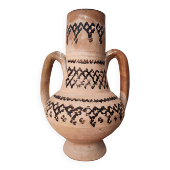 Berber pottery vase