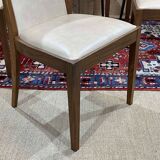 Suite de 6 chaises GPlan en teck et assise en skai des années 1970