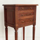 Table de chevet style louis xvi