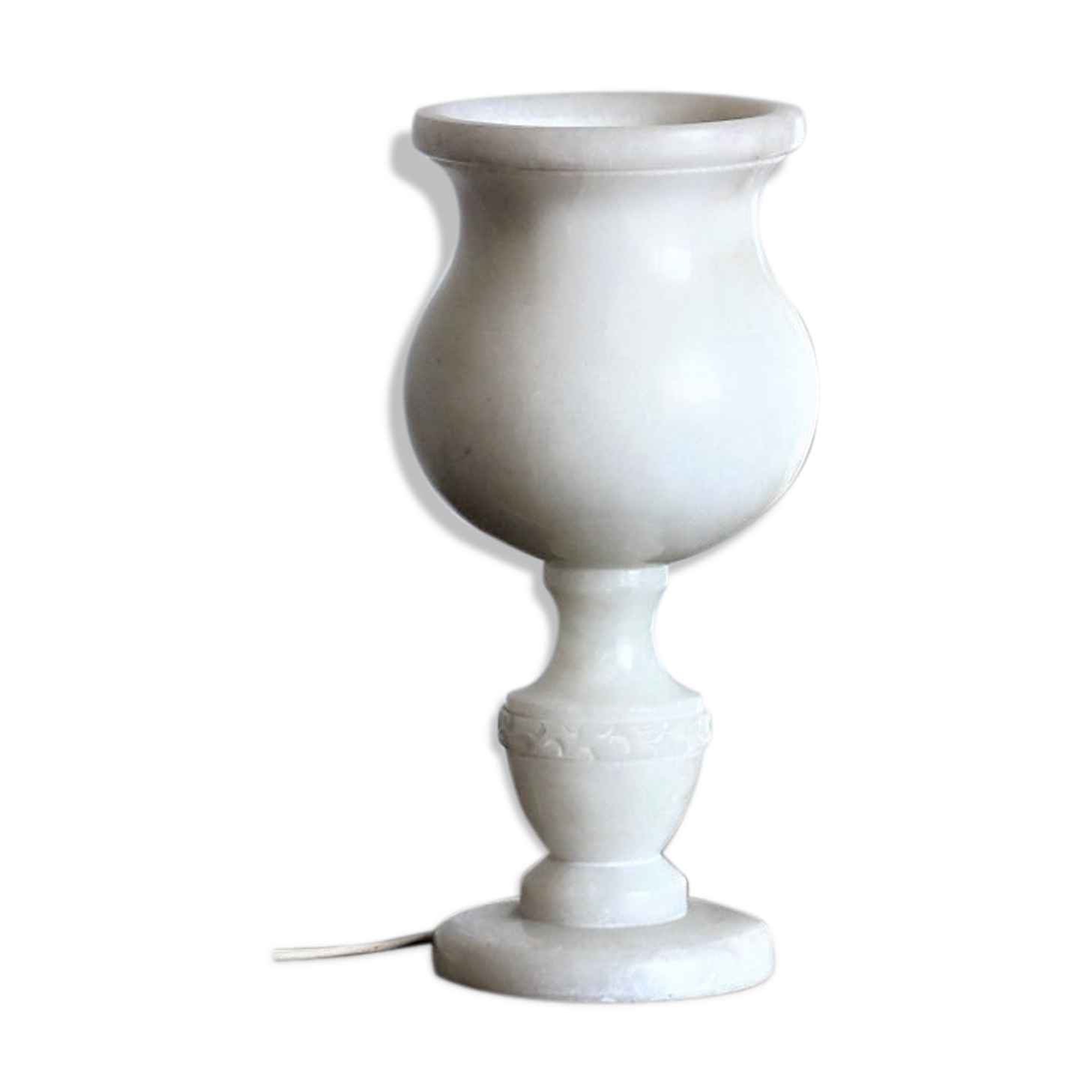 Alabaster lamp