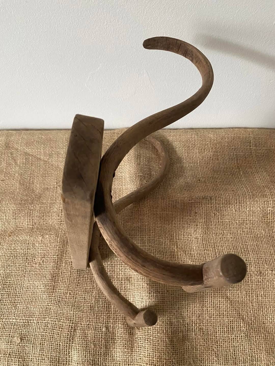 Natural wood coat and hat rack with 2 hooks