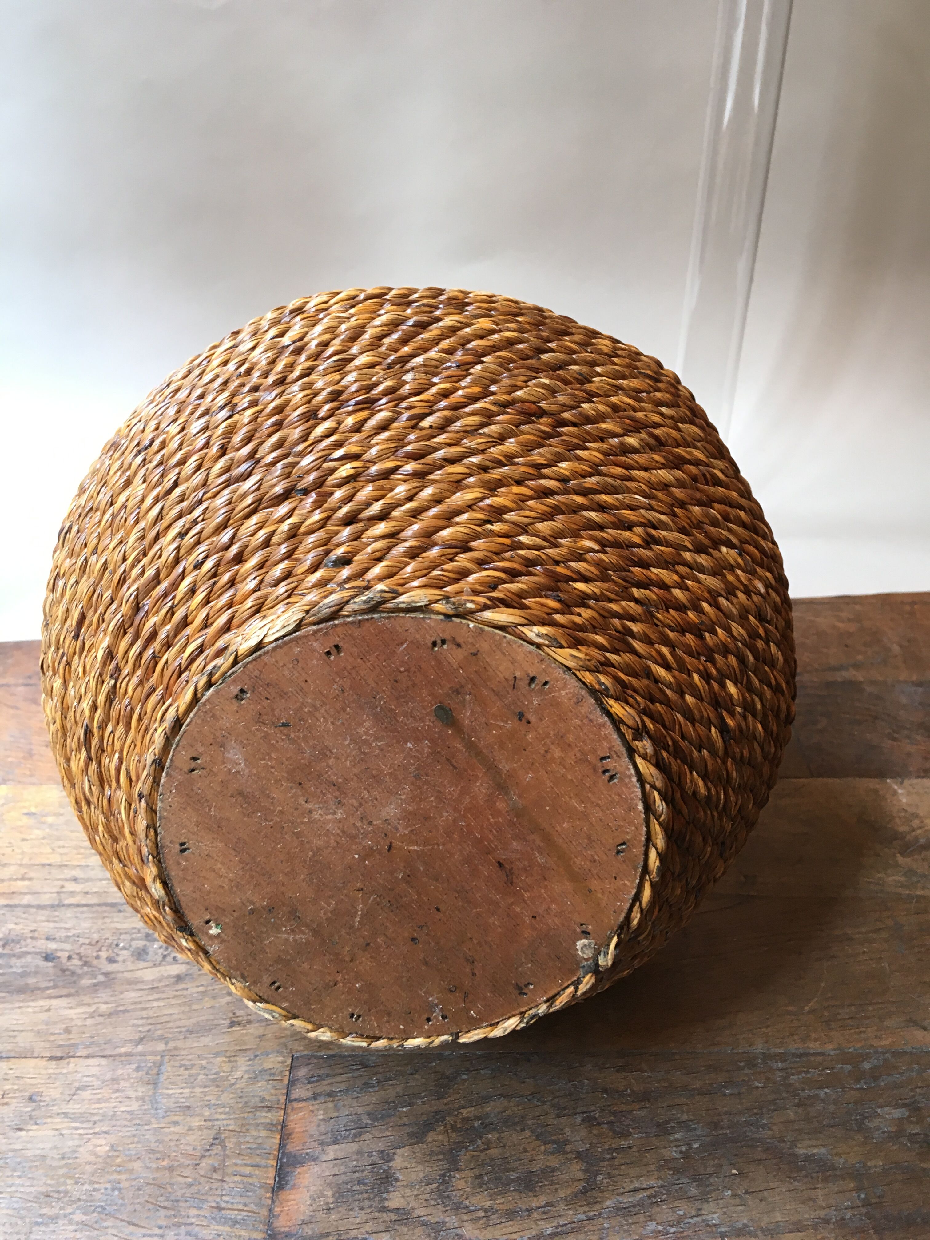 Vase en osier rotin XXL 1960
