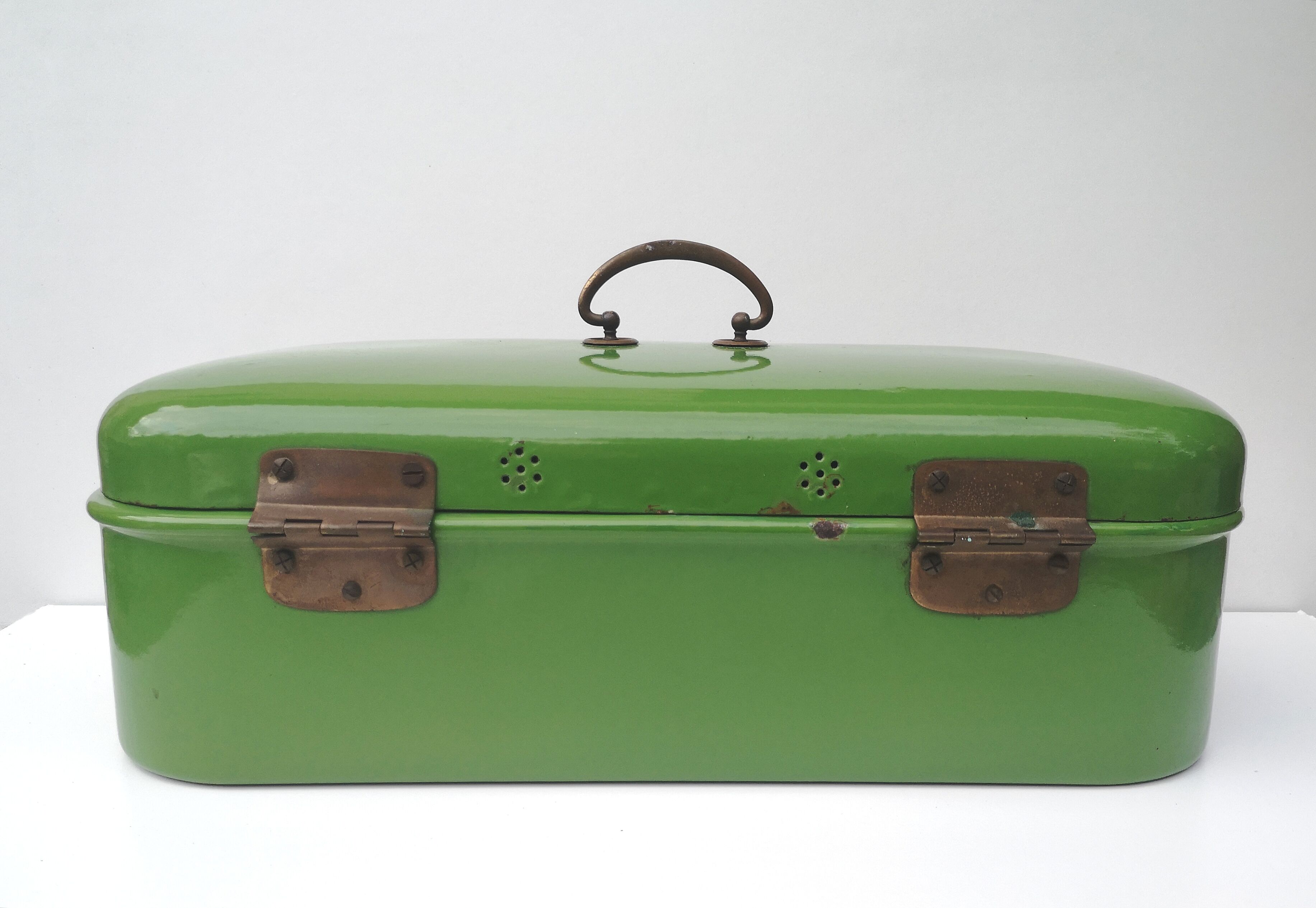 Old enamelled bread box