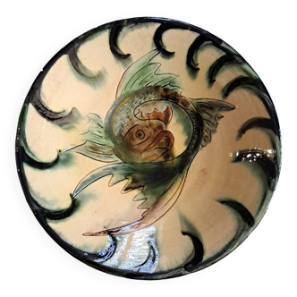 Puigdemont dish with fish decoration