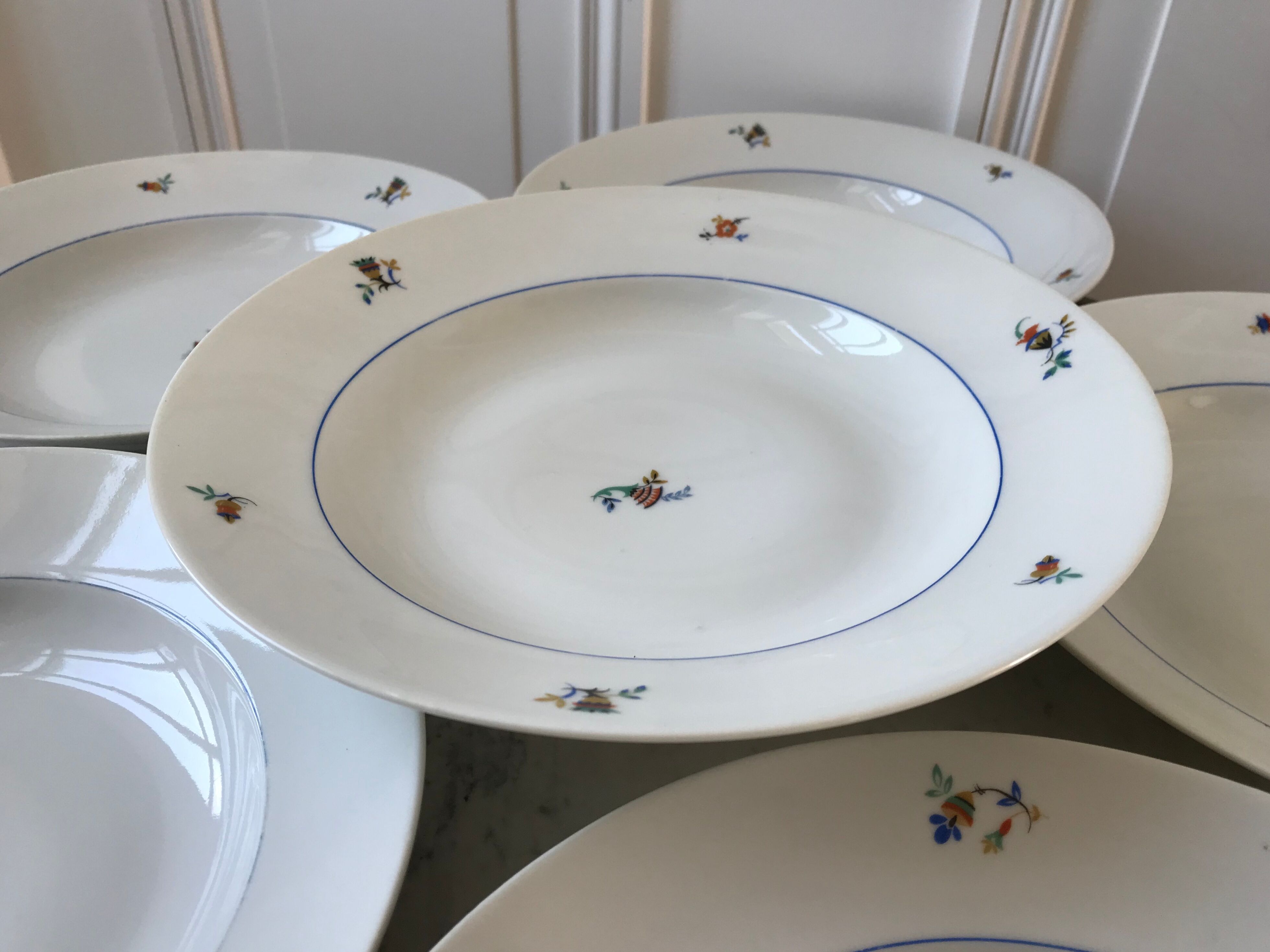 Set of 6 hollow plates Made in France registered model "Czechs" years 50-60