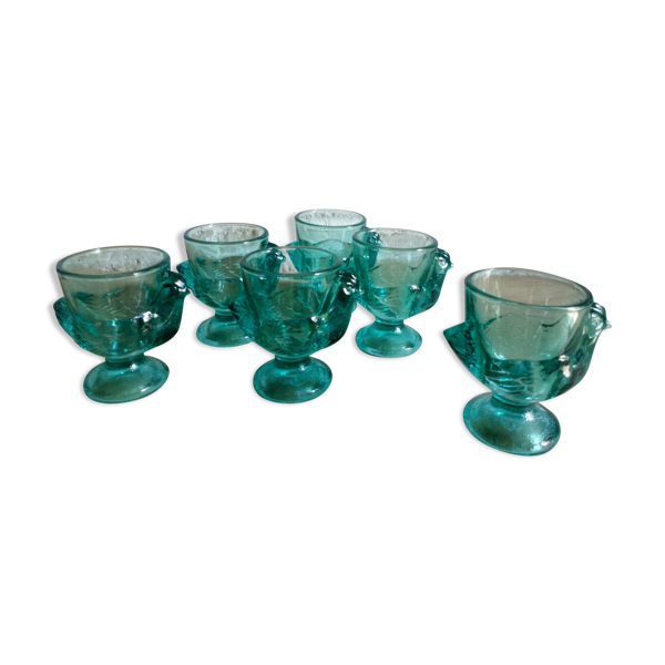 Six coquetiers cocottes en verre coloré