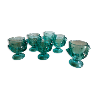 Six coquetiers cocottes en verre coloré