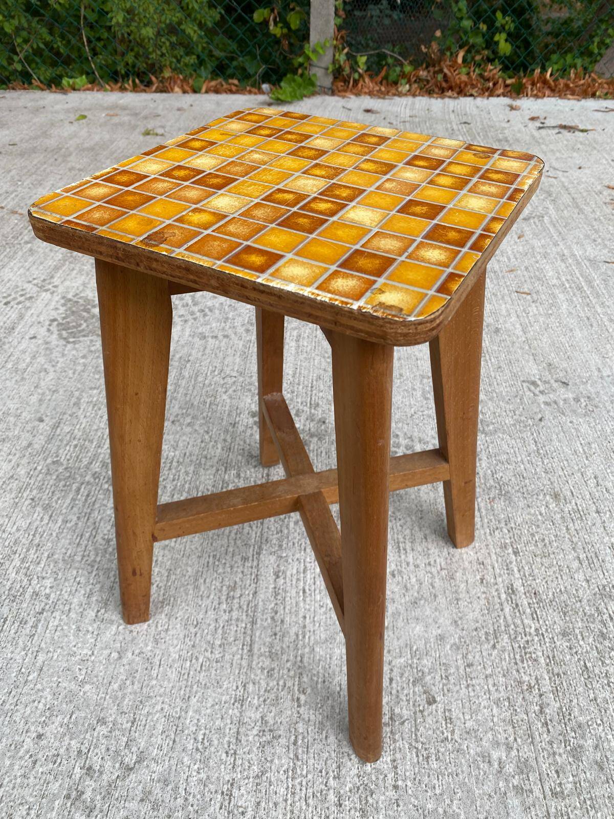 Scandinavian stool with amber mosaic effect top, 60s side table.