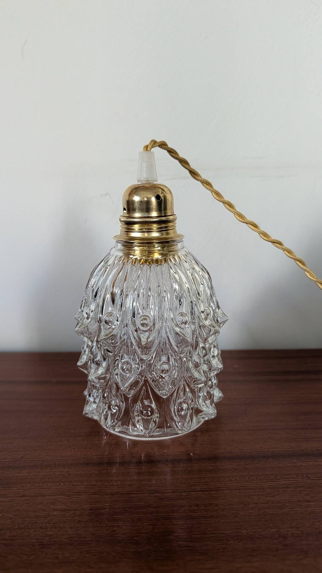 Suspension verre moulé décor ocelles de paon 70's