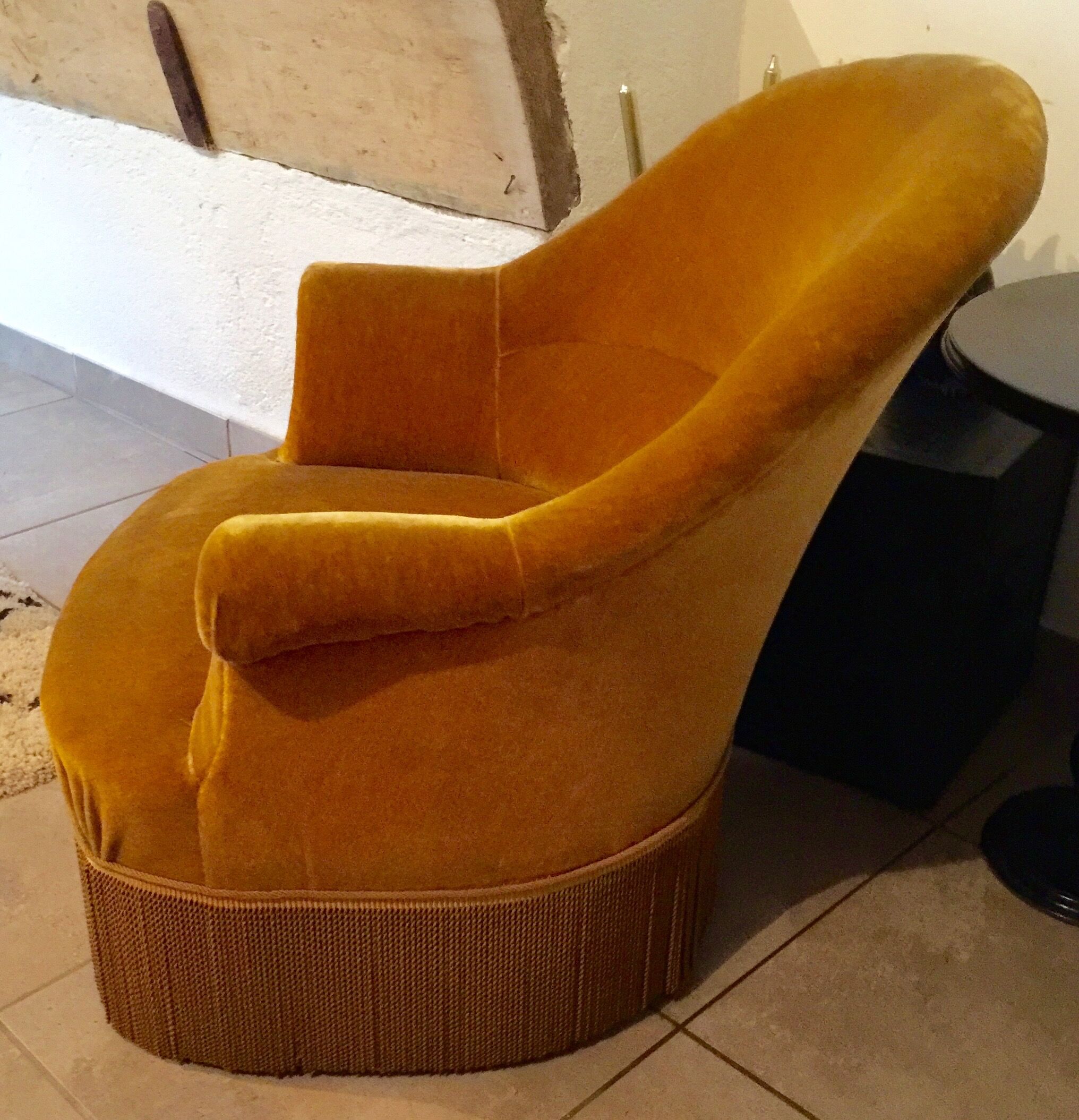 Pair of armcchairs toad