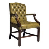 Chaise de bureau en cuir vert capitonnée