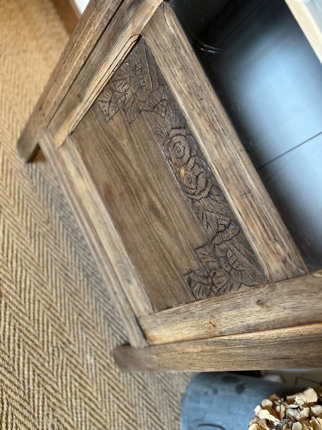 Vintage art deco dresser