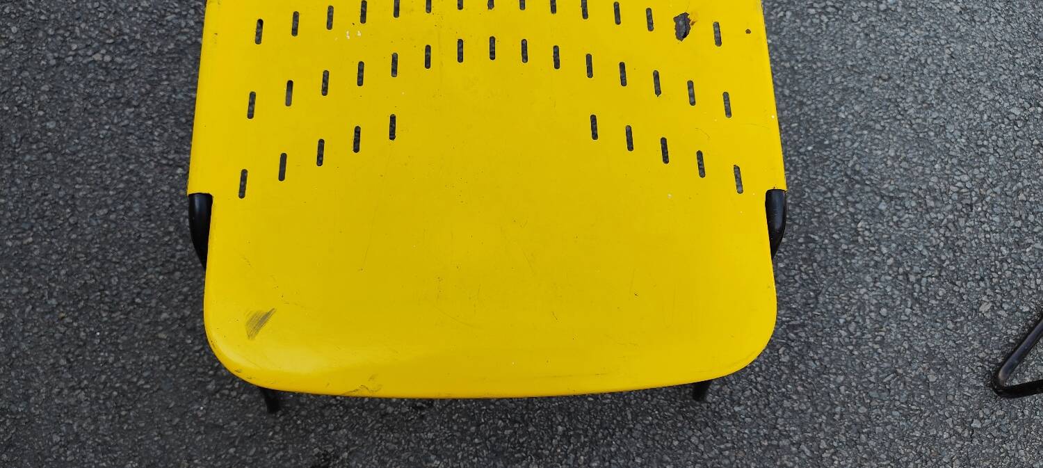 Dallas chair, design Paolo Favaretto for Kinetics