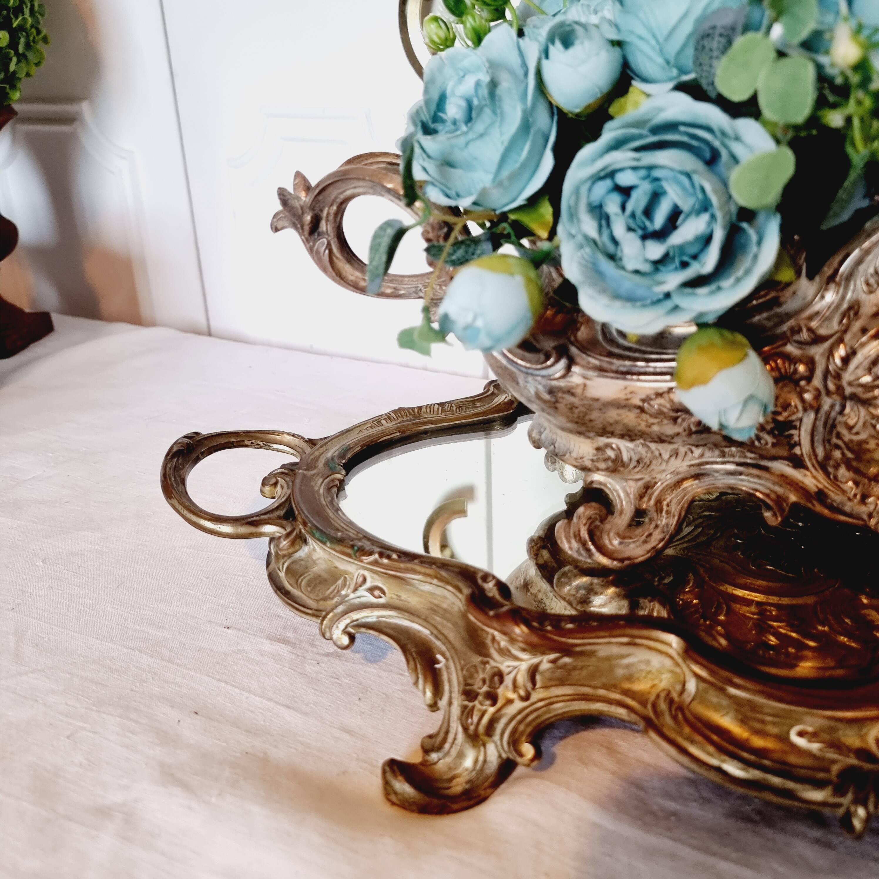 French Art Nouveau planter and "above all" in silver-plated metal and mirror dating from 1900 or earlier