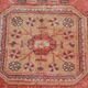 Tapis couloir vintage corail et beige aux motifs orientaux adoucis