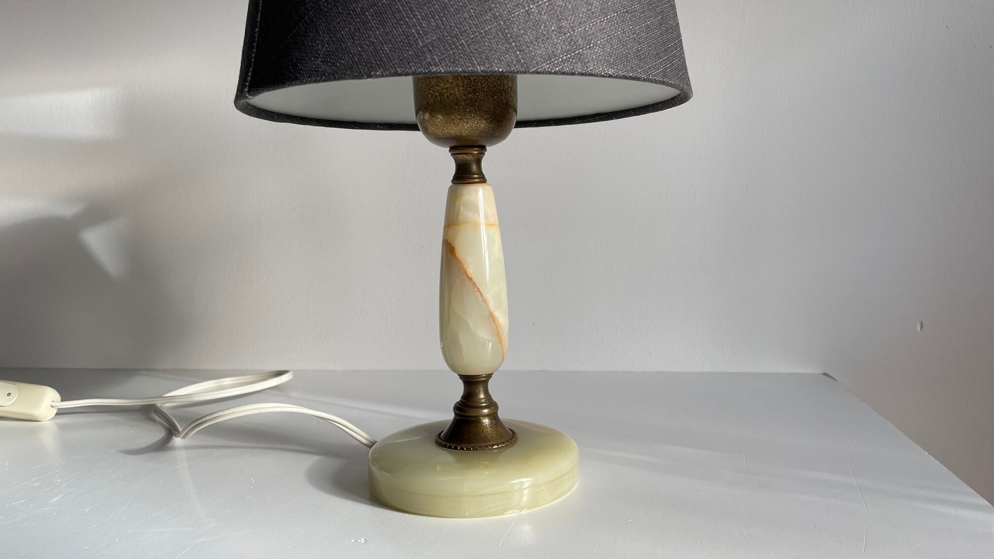 Lamp feet in vintage onyx stone