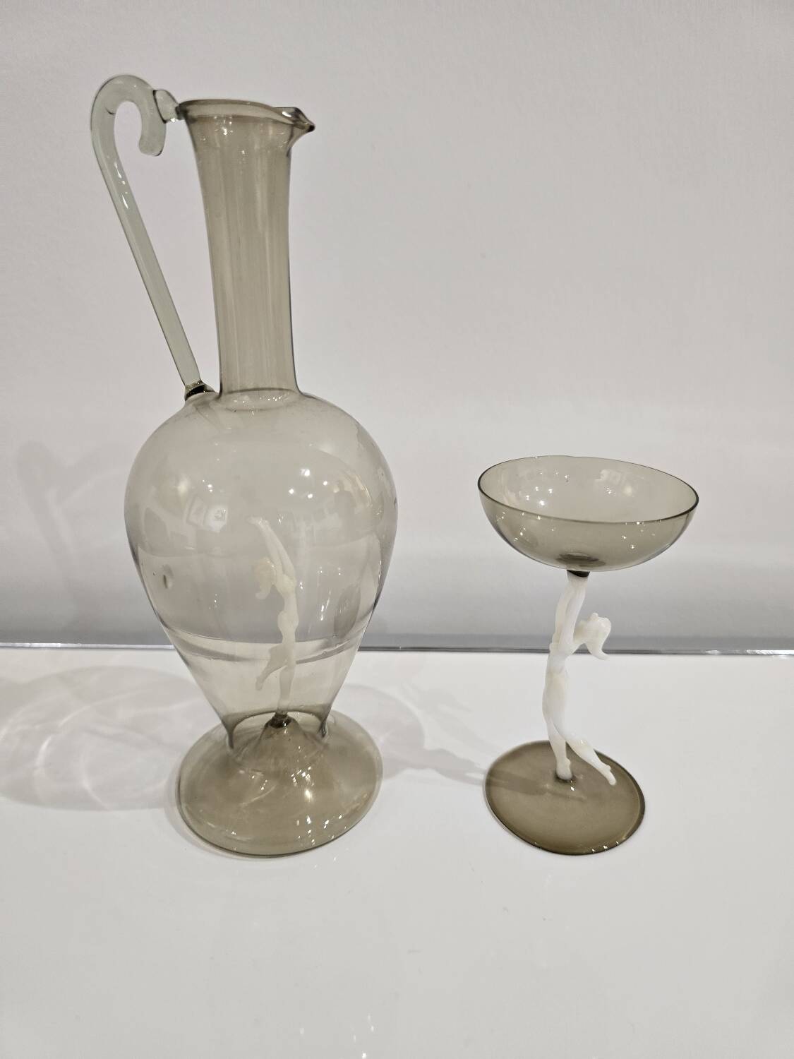 Bimini liqueur service