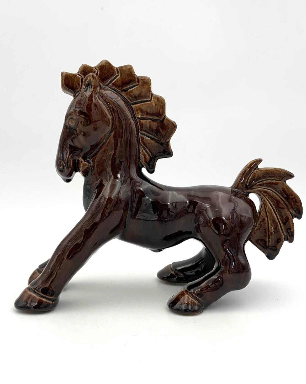 Vintage ceramic horse statuette, 1950s-1960s.