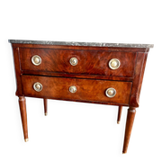 Commode en plaquage de bois de style Louis XVI et plateau en marbre