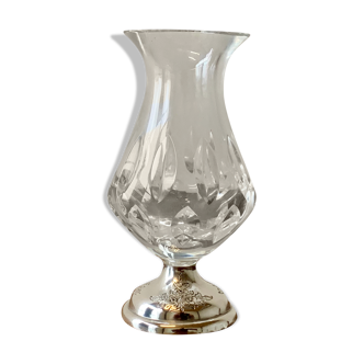 Vase en cristal sur pied d’argent