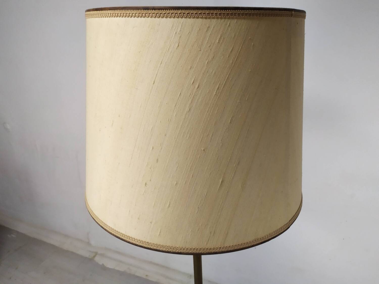 Empire bronze floor lamp