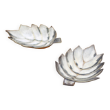 Pair of vintage leaf-shaped pockets, brass leaf cup