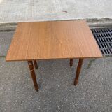 Extendable wooden portfolio table 40x60cm