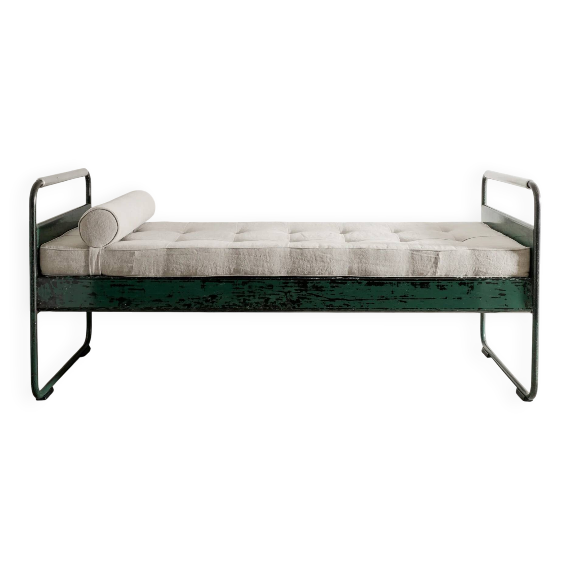 French Mid Century Jean Prouvé "No 17 / Fabert" Aluminum Daybed, 1930s