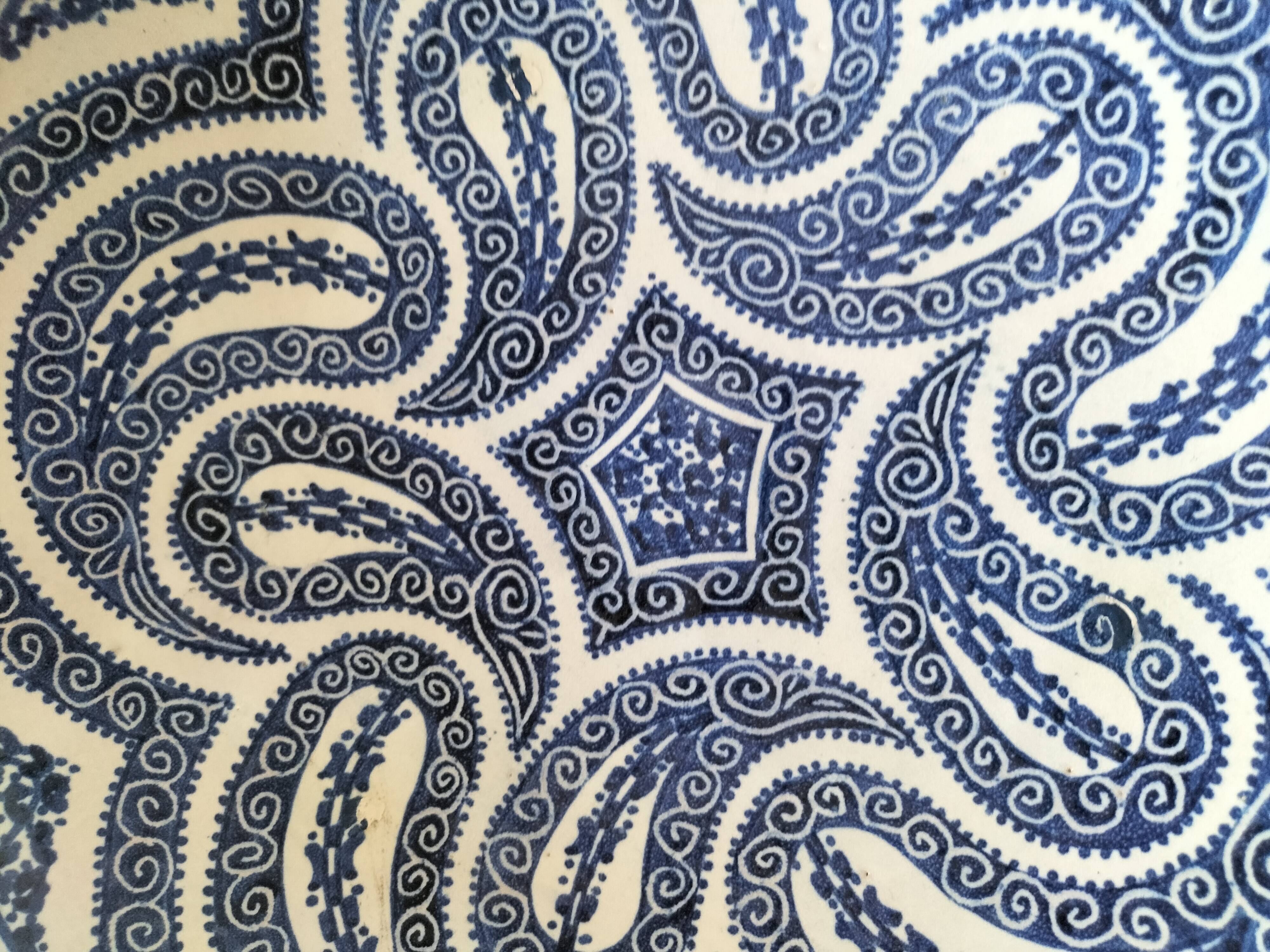 Large signed Moroccan bowl – Fez, in the style of the Serghini workshop