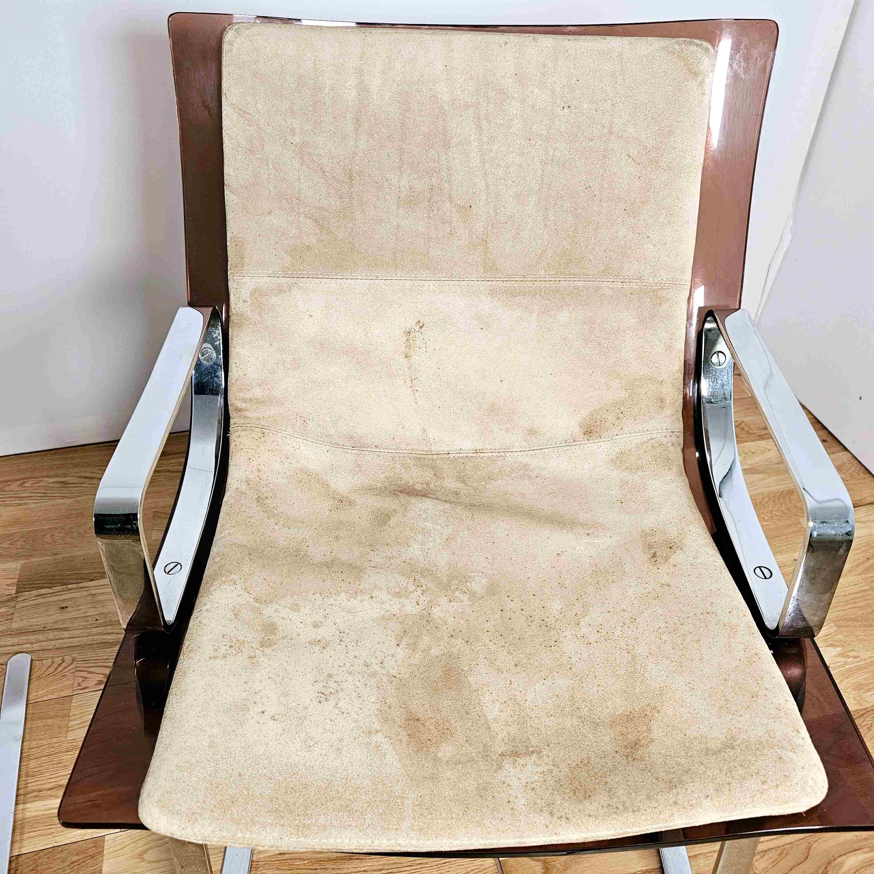 Apelbaum-Paris, pair of armchairs attributed to Raphaël in smoked plexiglass and chrome, 1960/1970