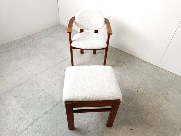 Fauteuil vintage en bouclé avec repose-pieds, années 1960