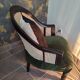 Fauteuil crapaud velours et cannage