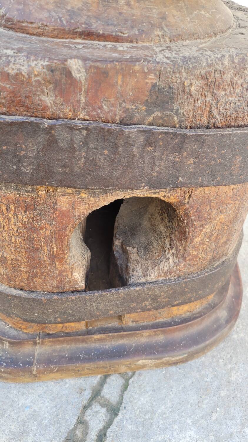 Old wooden press screw column 19th rustic folk art in oak