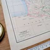 Imprimée en 1896, la France et ses départements.