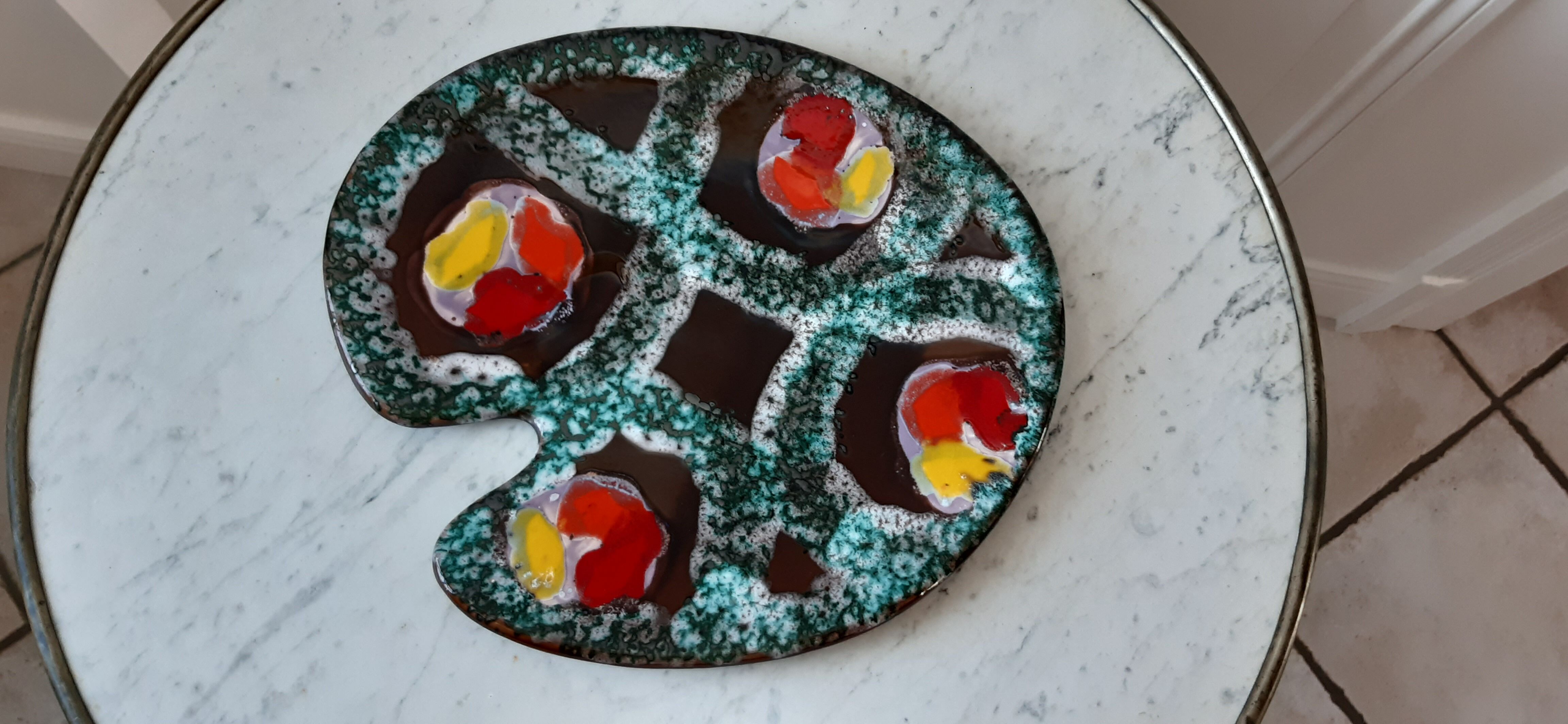 Ceramic pallet shaped dish Poët Laval Drôme 60s-70s