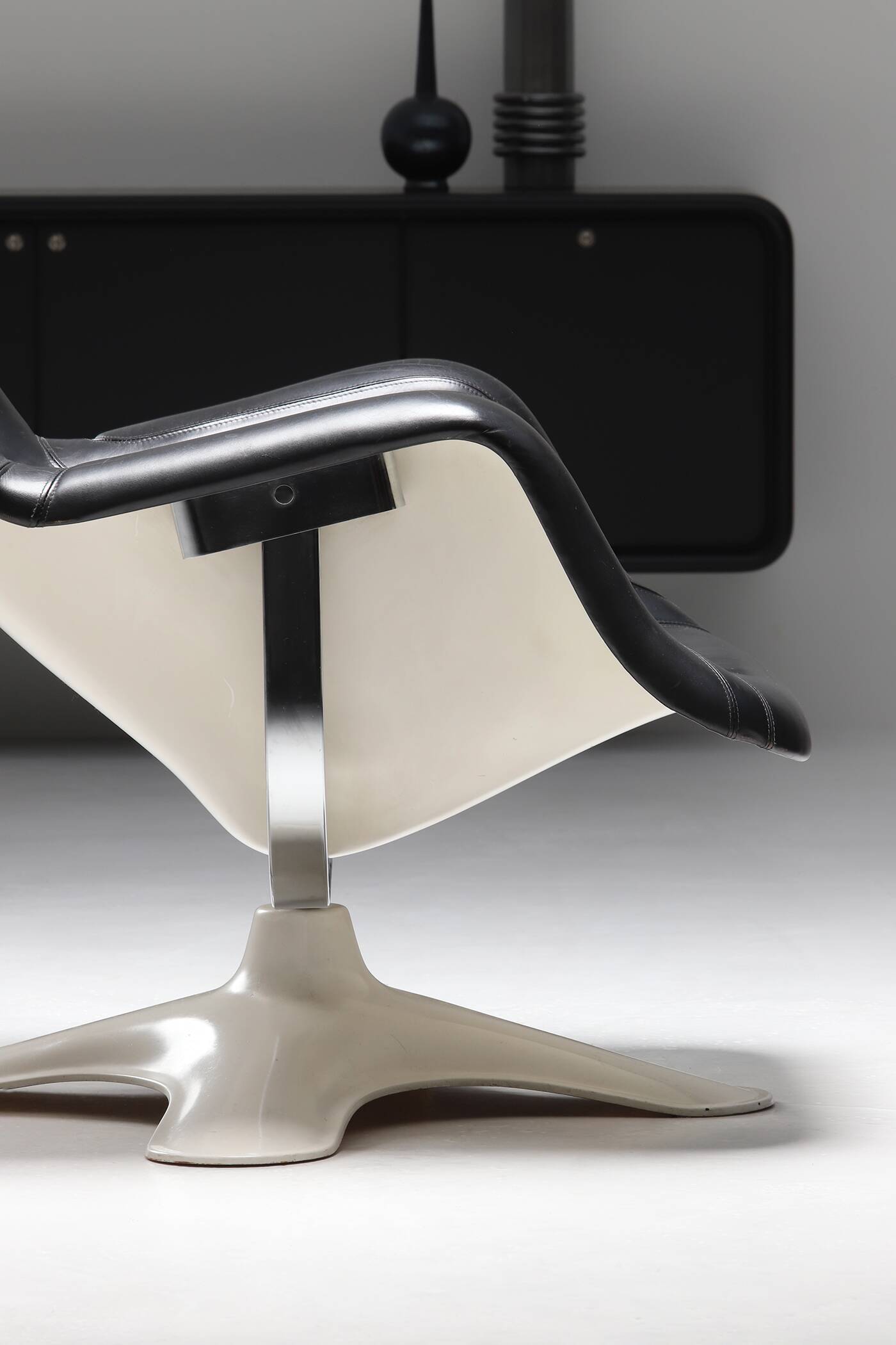 Yrjö Kukkapuro 'Karuselli' Lounge Chair By Avarte Finland, 1960S