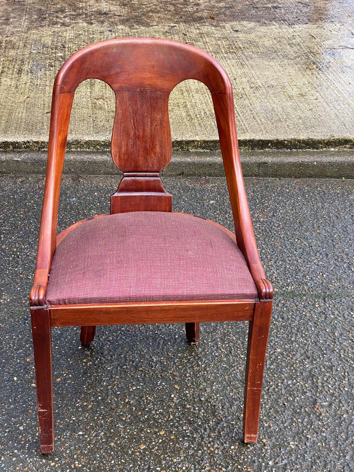 Gondola office chair in solid wood and burgundy fabric 1950