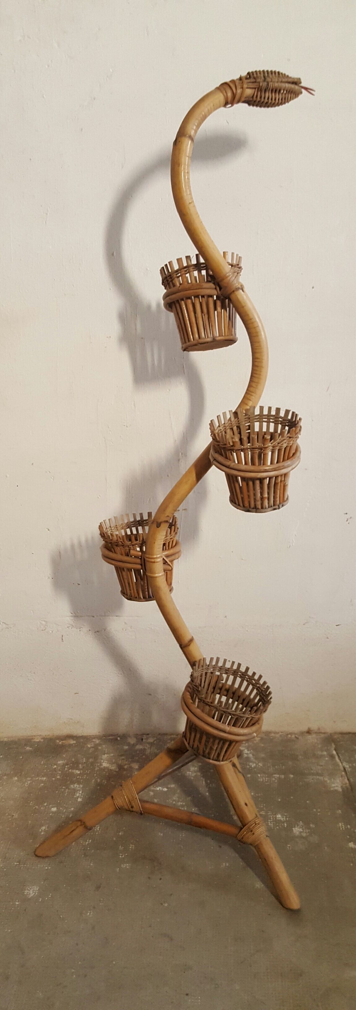 Porte plantes rotin
