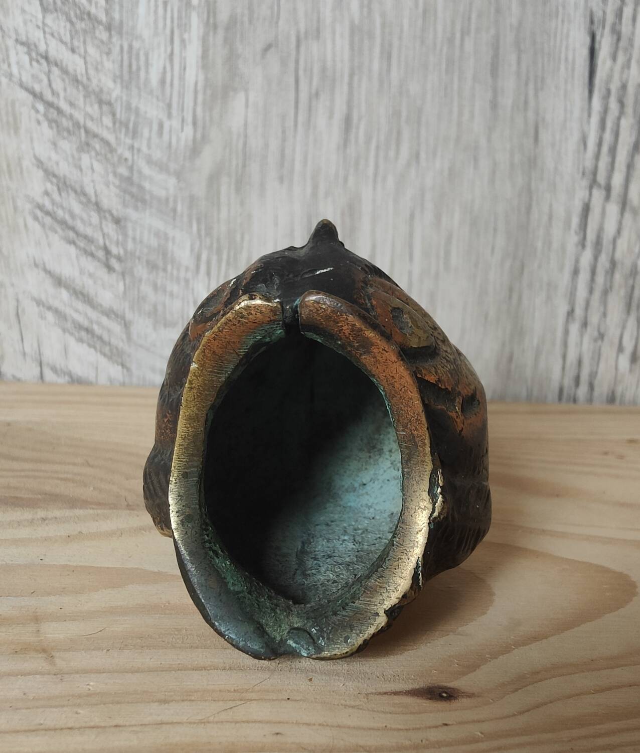 Cendrier poisson bronze