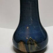Vase à identifier en céramique vernisée.