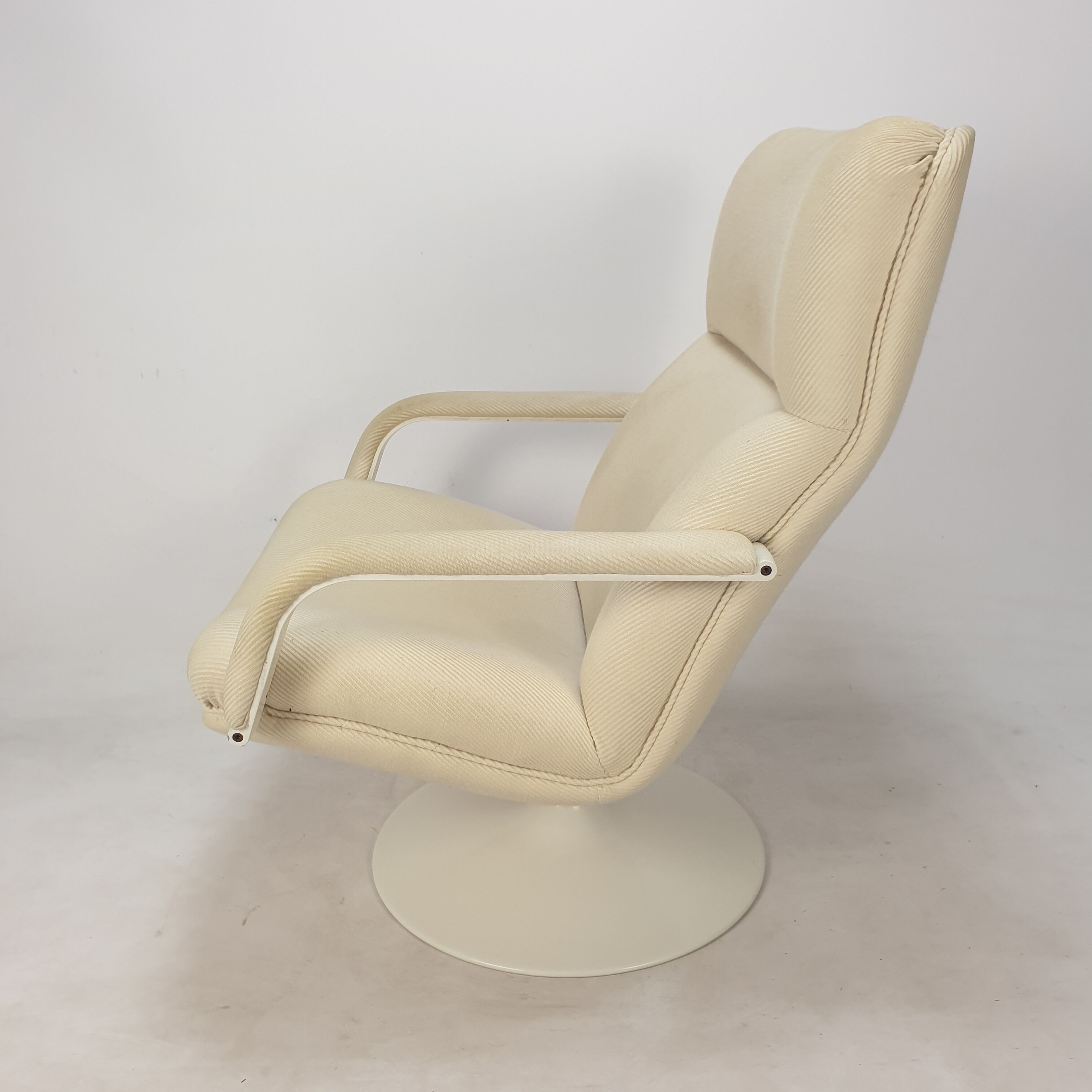 F182 Lounge Chair by Geoffrey Harcourt for Artifort, 1960s